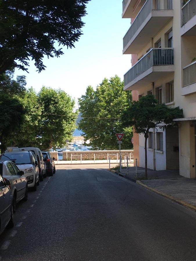 Goeland 3, Climatise, Wifi, Balcons Petite Vue Mer Laterale Au 3 Eme Etage Sans Ascenseur Toulon Kültér fotó